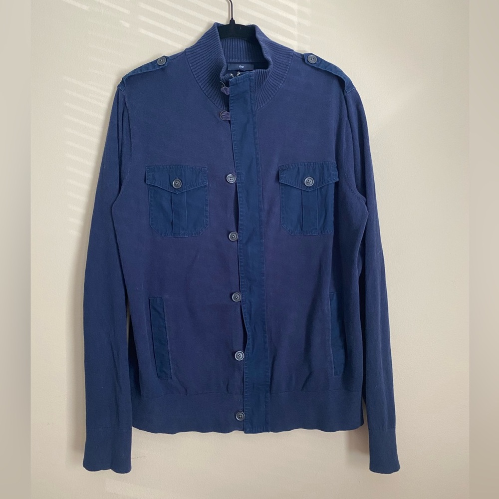 Men’s GAP zip up sweater blue buttons chest pockets side pockets epaulets Large